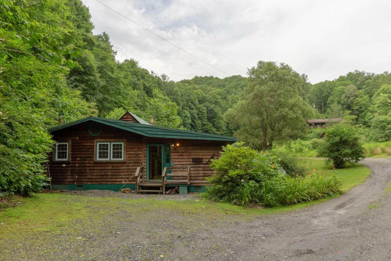 1 Bed 1 Bath Vacation Home In Sylva Exterior photo
