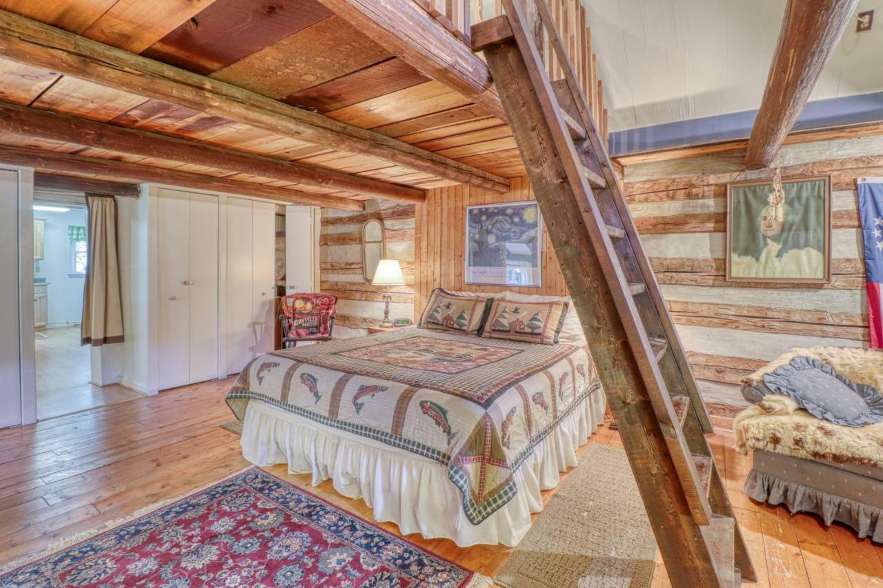 1 Bed 1 Bath Vacation Home In Sylva Exterior photo